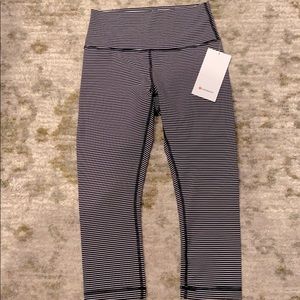 🌟NEW🌟Lululemon Wunder Under HR Striped Crop